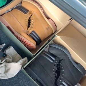 Timberland boots (Black and brown)
